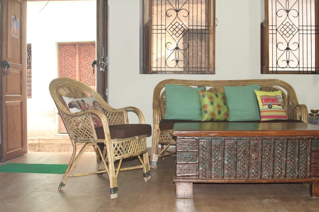 Lotus Paying Guesthouse Varanasi Esterno foto