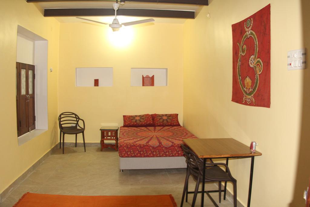 Lotus Paying Guesthouse Varanasi Esterno foto