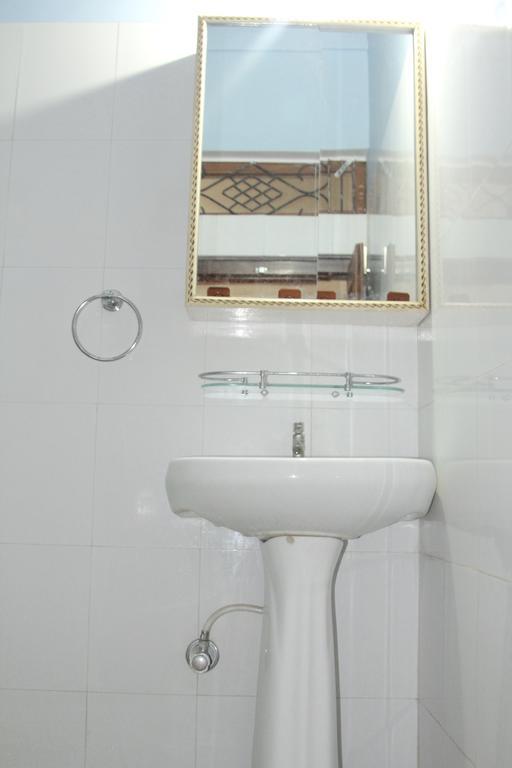 Lotus Paying Guesthouse Varanasi Esterno foto